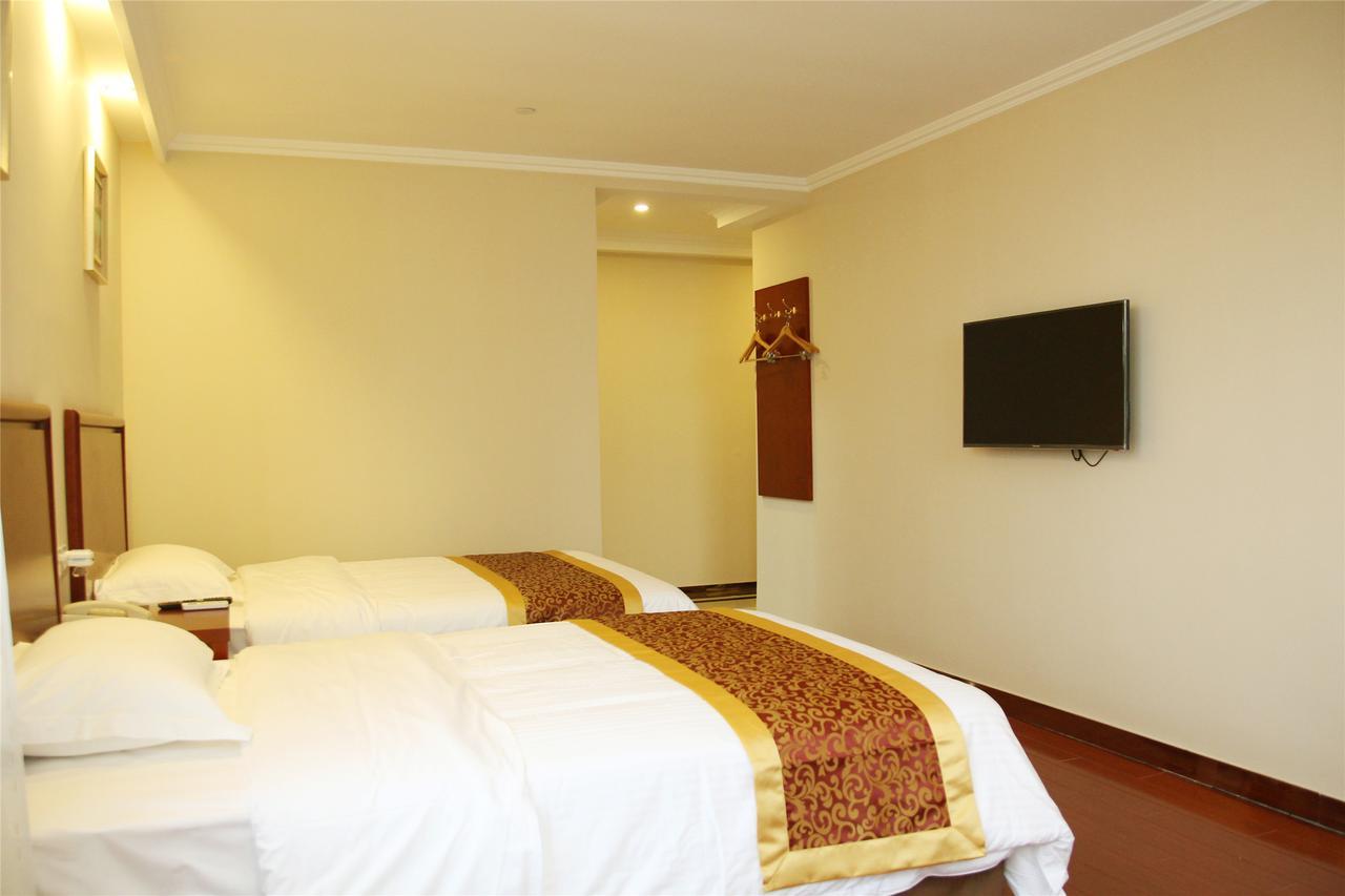 Greentree Inn Shandong Yantai Development Zone International Airport Shell Hotel Penglai Buitenkant foto
