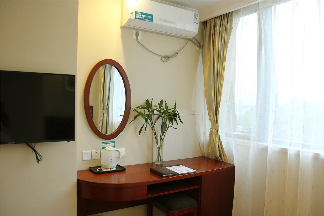Greentree Inn Shandong Yantai Development Zone International Airport Shell Hotel Penglai Buitenkant foto